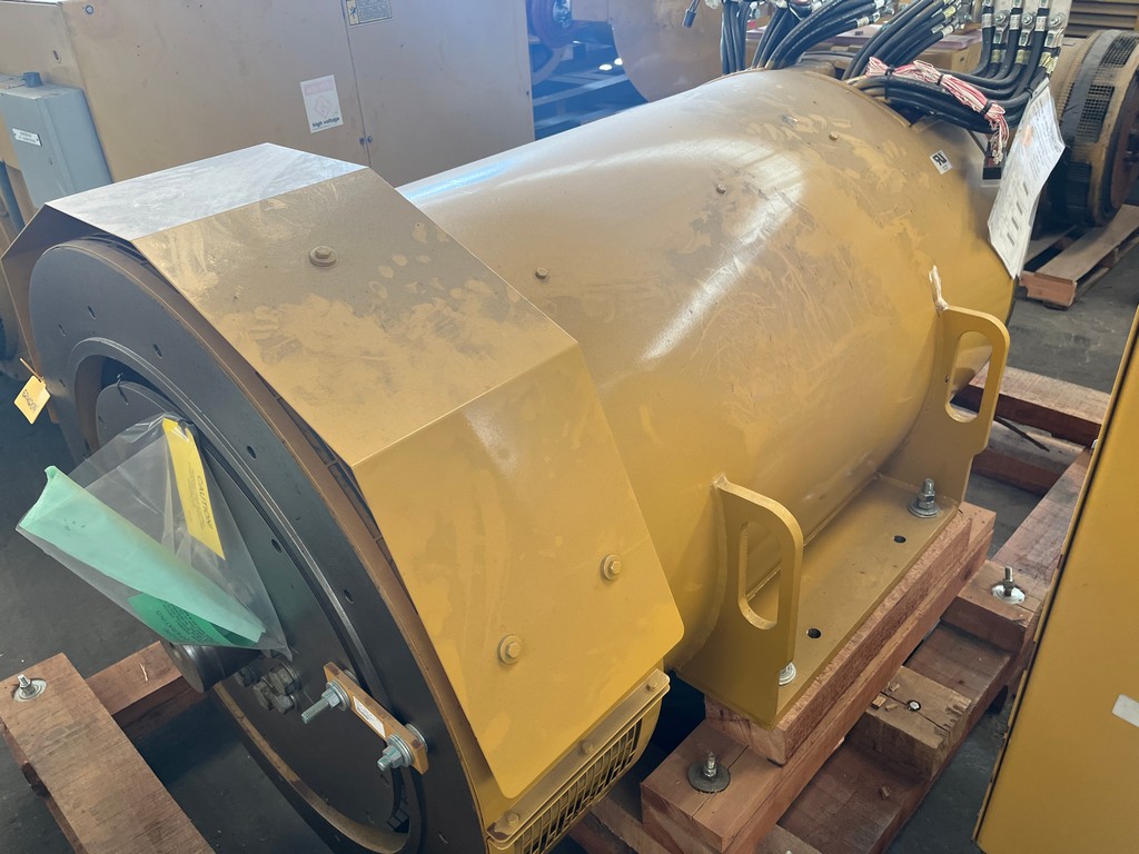 CAT SR5 1750kW Generator End (4)