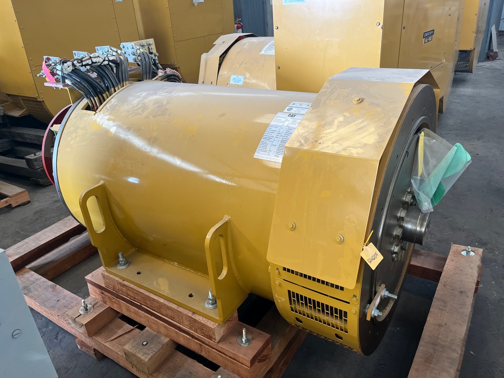 CAT SR5 1750kW Generator End (1)