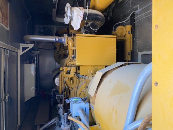 CAT G3516C 1500kW Generator Set (10)