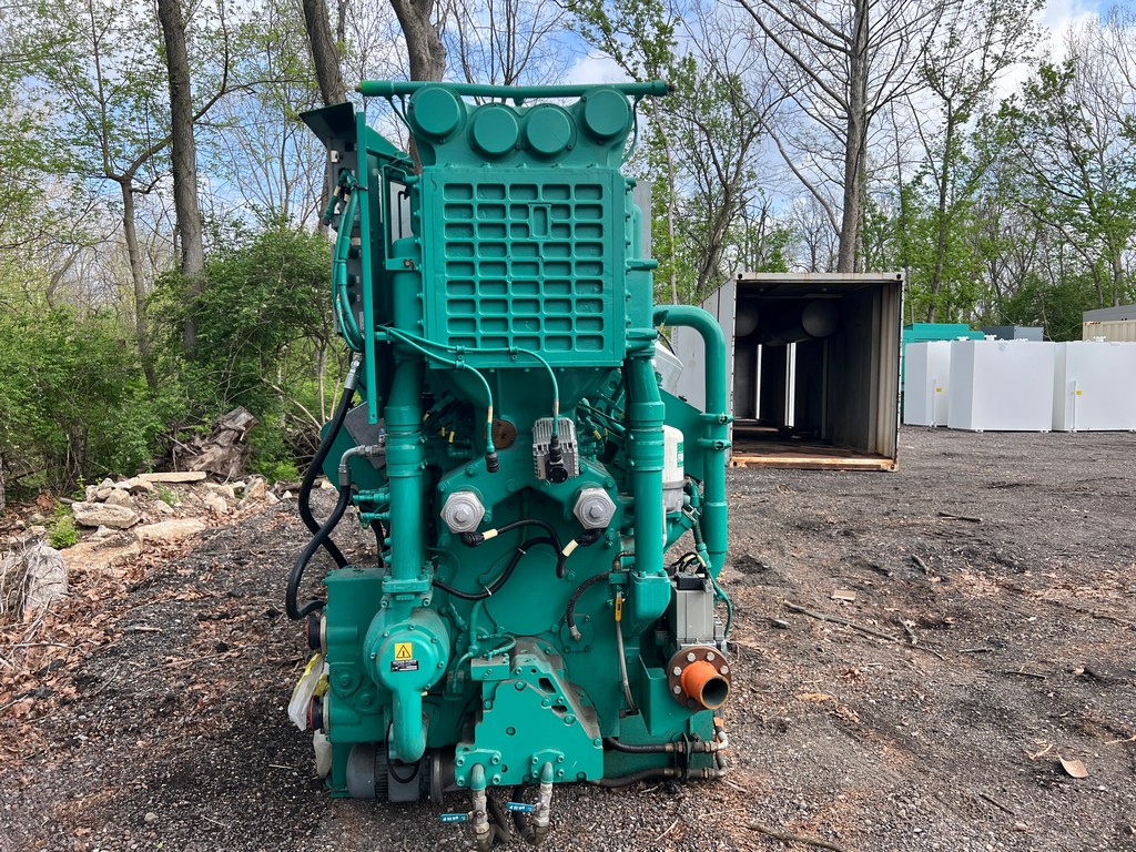 Cummins QSV81G Generator Set 1100kW 480V (4)