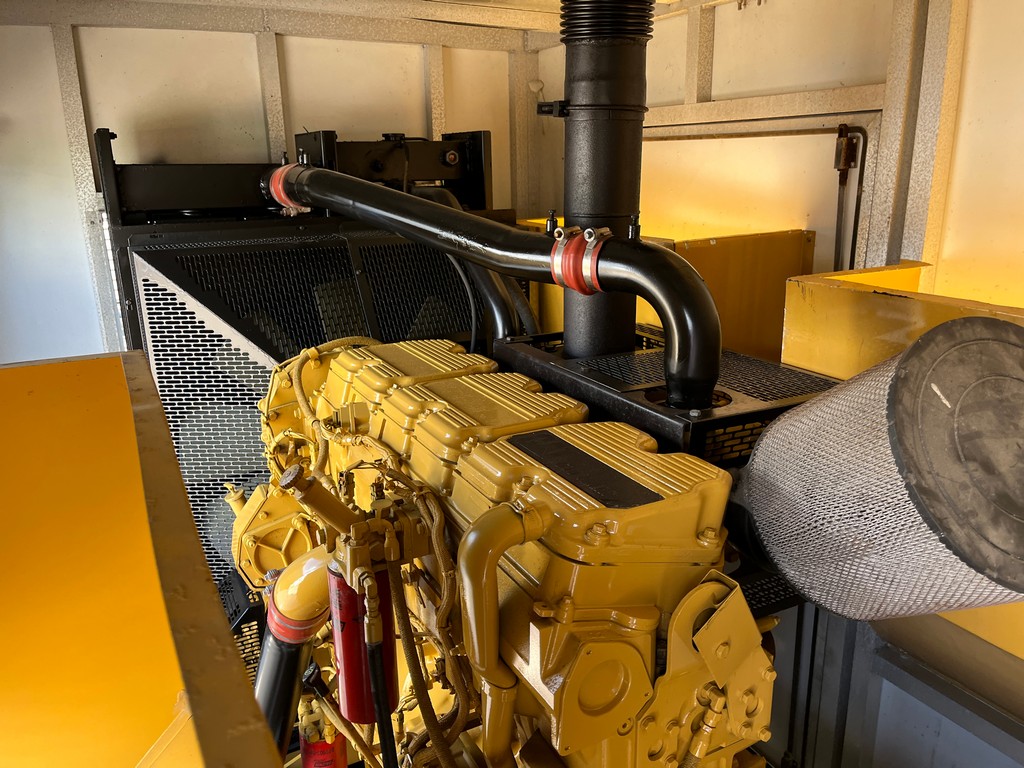 CAT C15 500kW Generator Set (4)