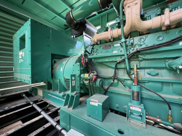 Cummins DQCB Generator Set (11)