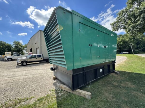 Cummins DQCB Generator Set (2)
