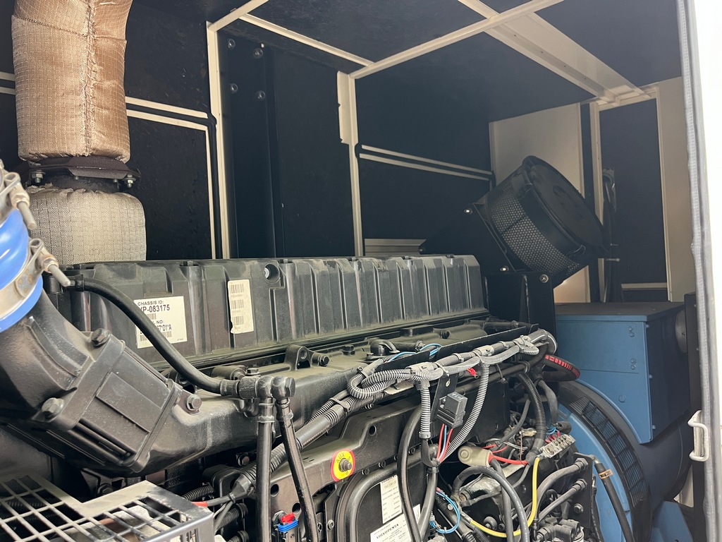 Triton V350 Generator Set (13)