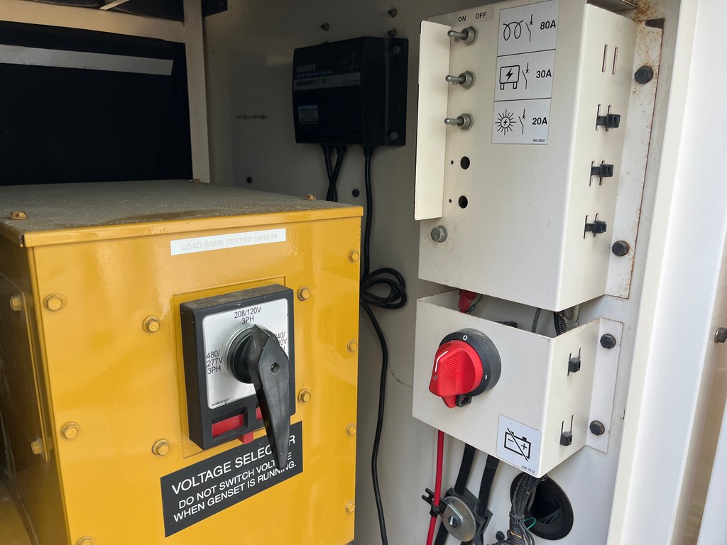 CAT XQ60 Generator Set (10)