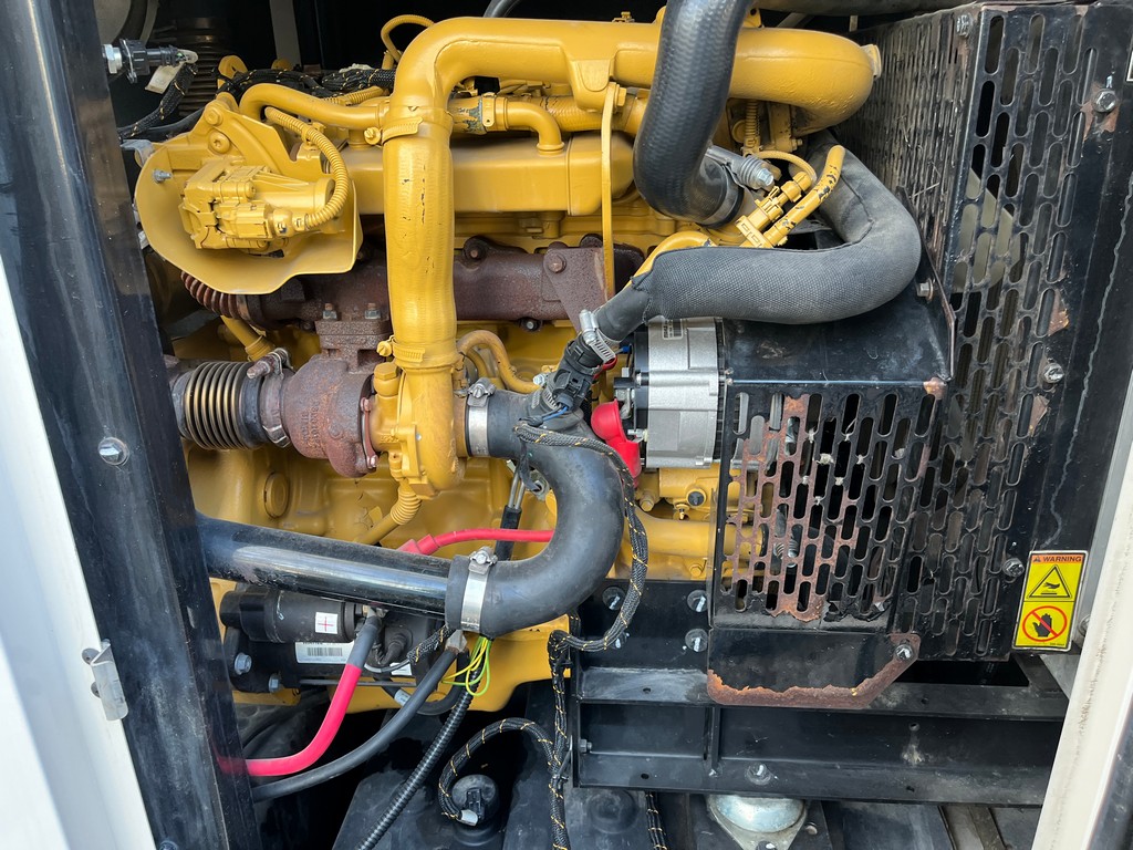 CAT XQ60 Generator Set (15)