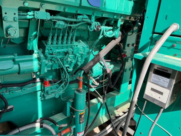 Cummins QST30 750kW Generator Set (23)