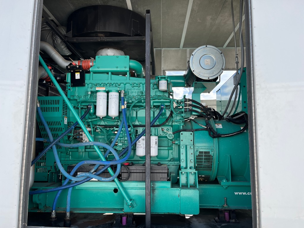 Cummins DQCA 600kW Generator Set (11)