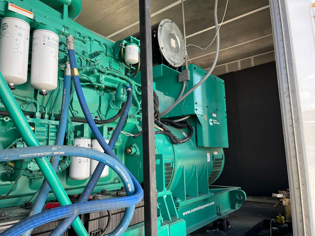 Cummins DQCA 600kW Generator Set (15)