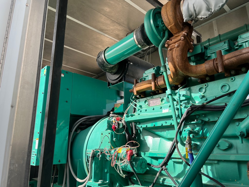 Cummins DQCA 600kW Generator Set (17)