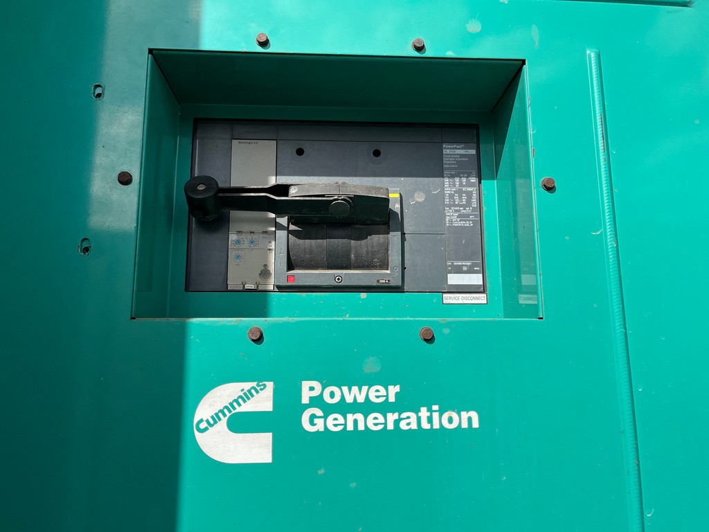 Cummins DQCA 600kW Generator Set (21)