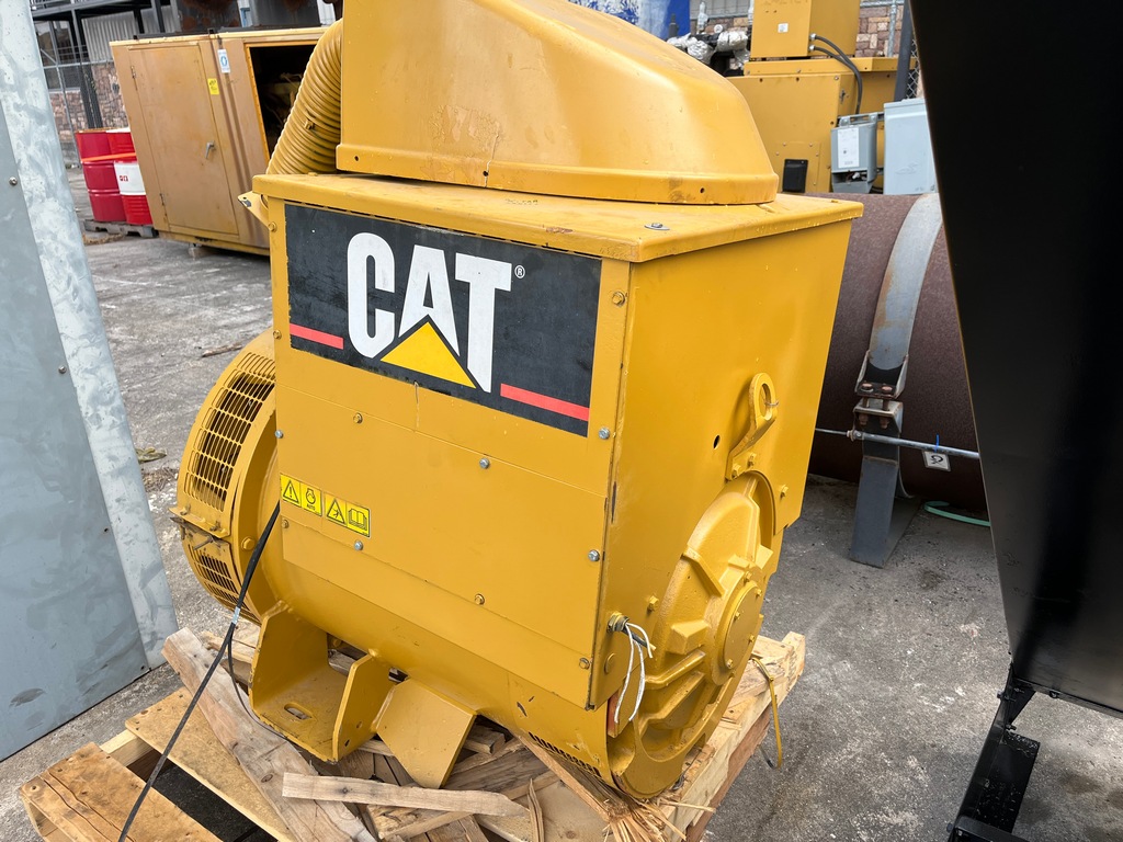 Reconditioned CAT LC6134B Generator End