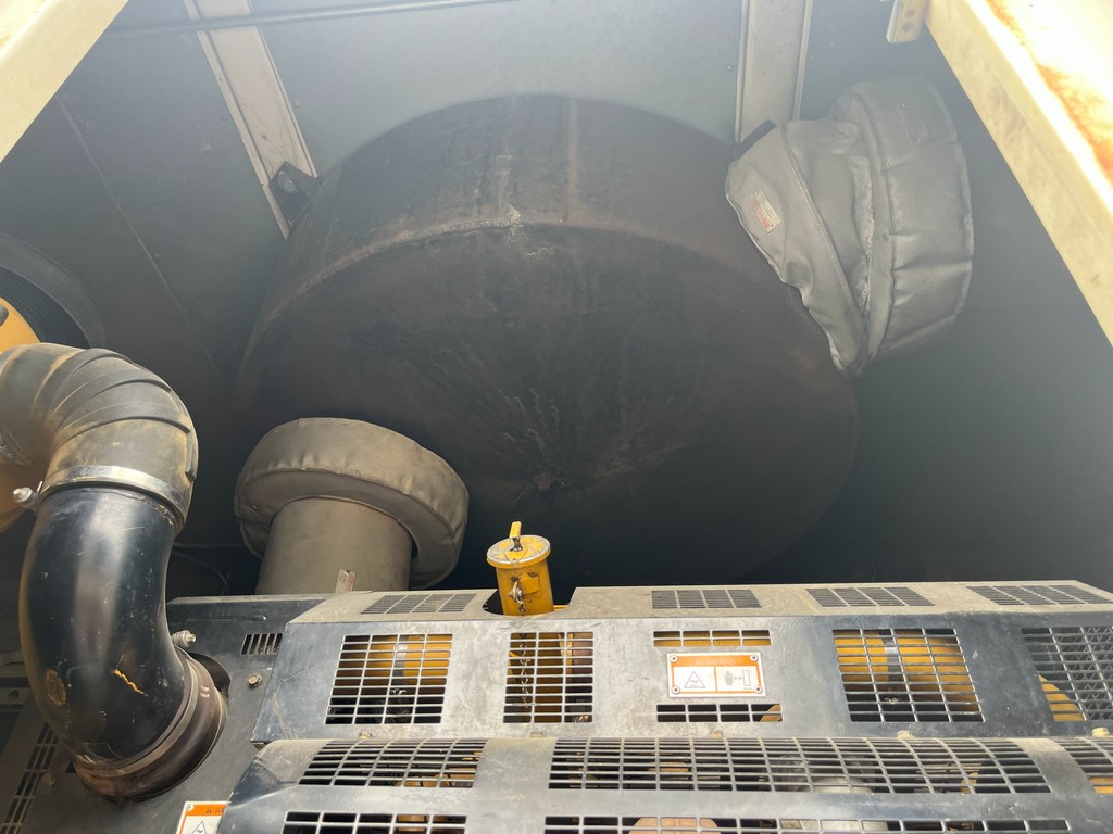 Used CAT APS800 Generator Set