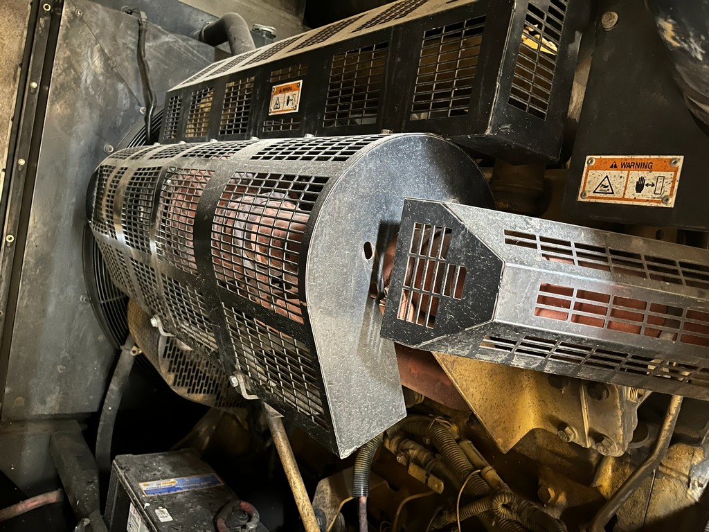 Used CAT APS800 Generator Set